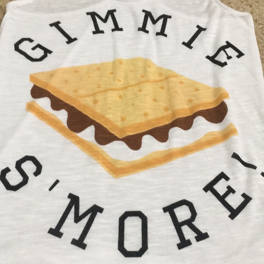 Simple Tank Top - Picture 2 of 3